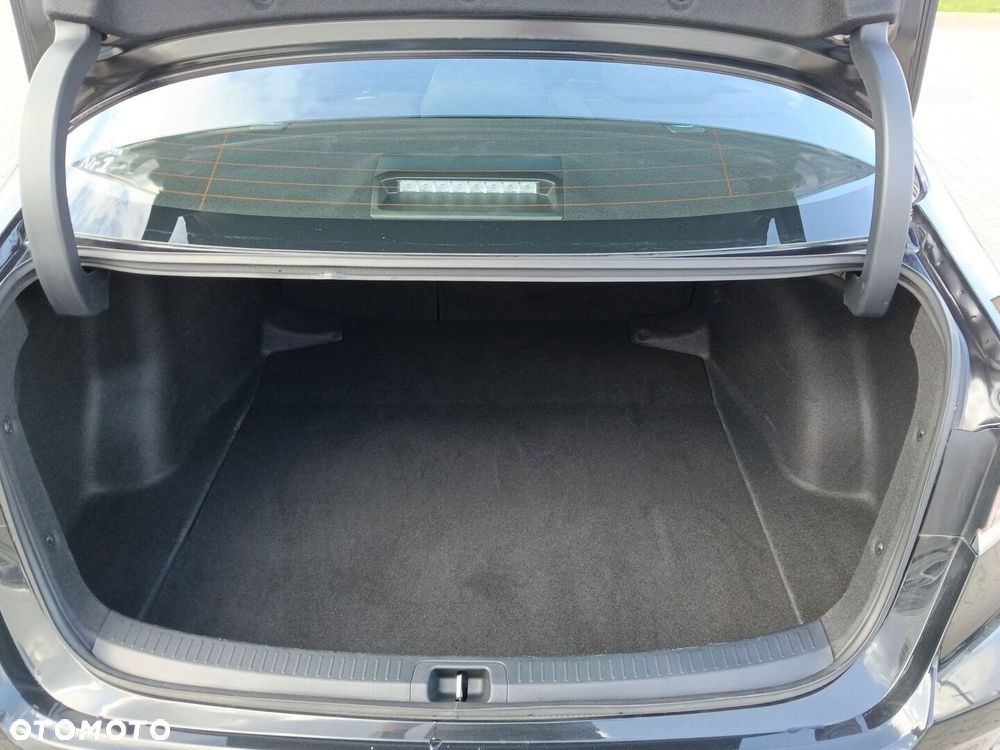 Toyota Corolla 1.5 Comfort - 13