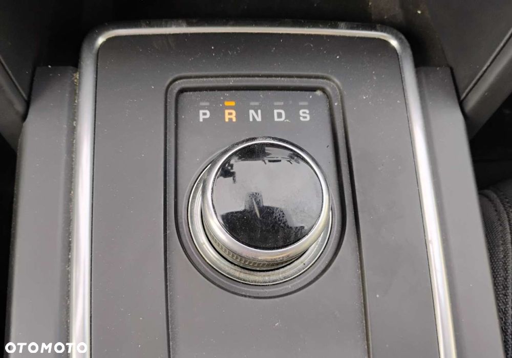 Land Rover Discovery Sport - 16