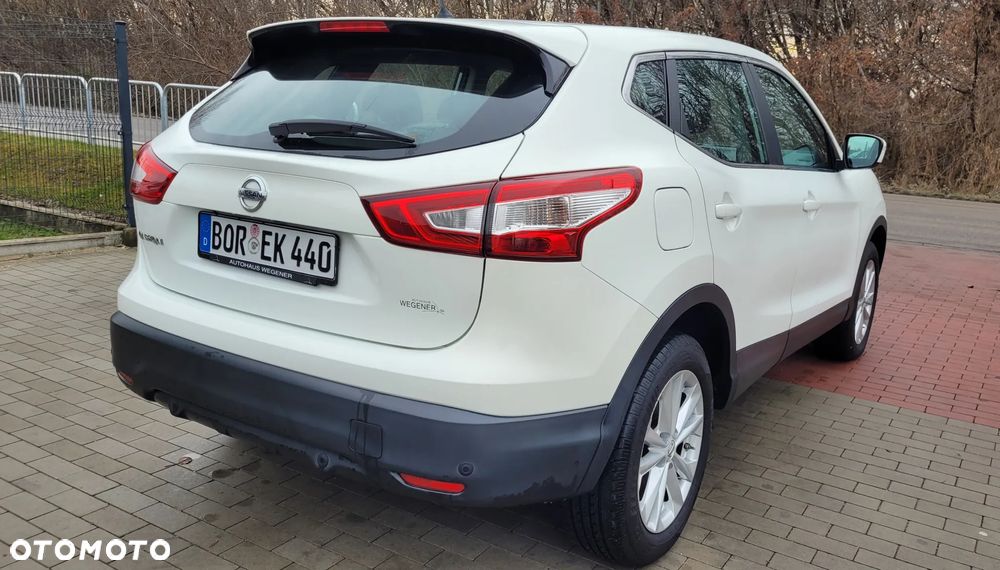 Nissan Qashqai 1.2 DIG-T Acenta EU6 - 6