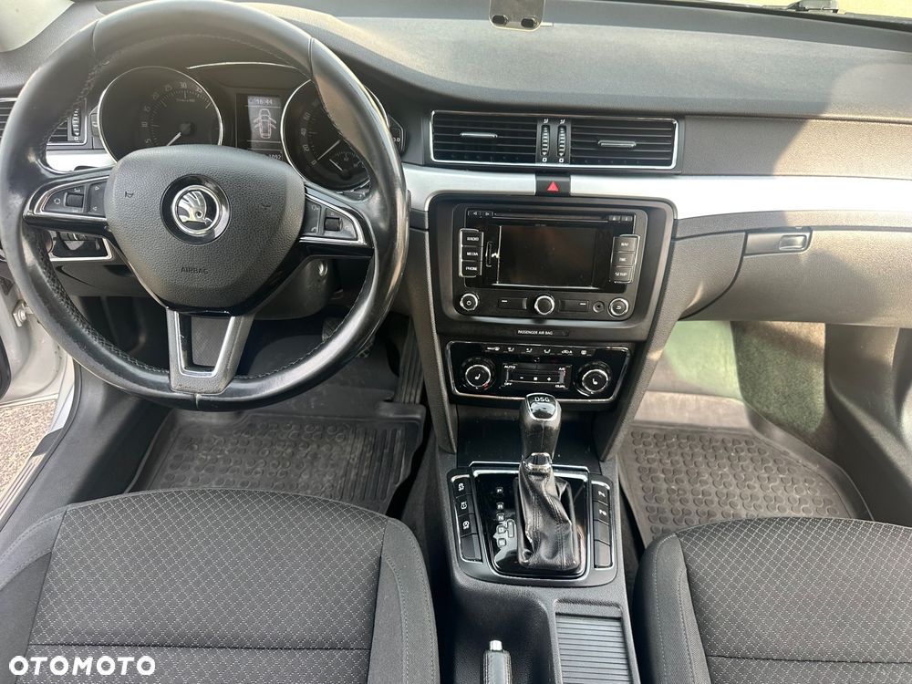 Skoda Superb 2.0 TDI Comfort DSG - 12