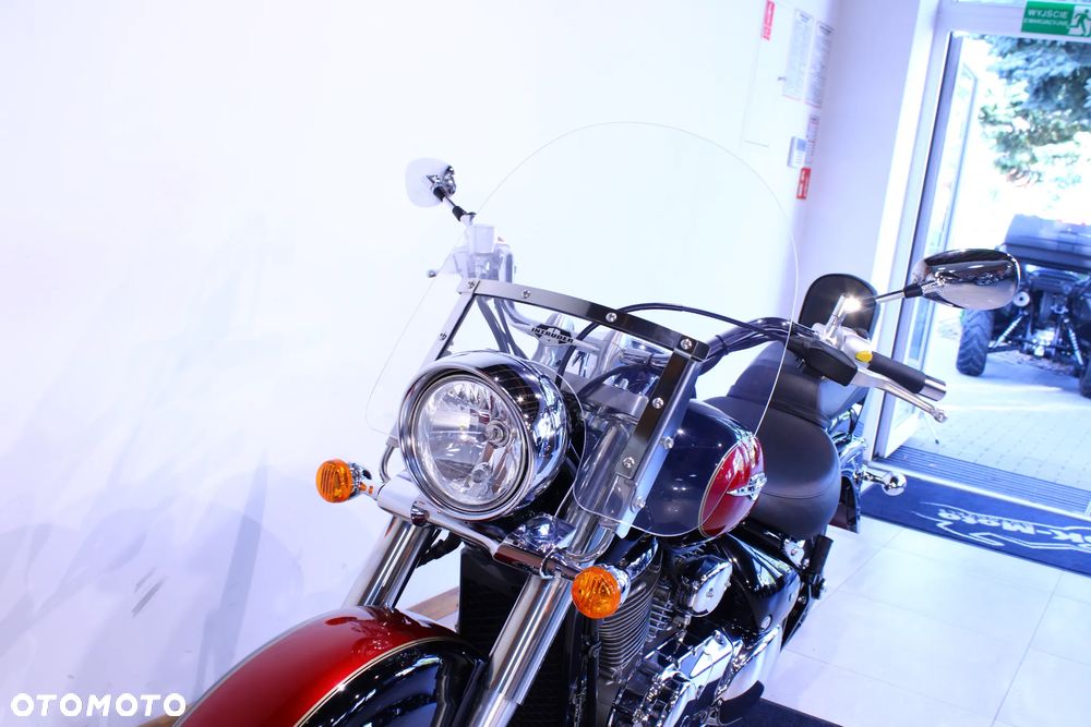 Suzuki Intruder - 17