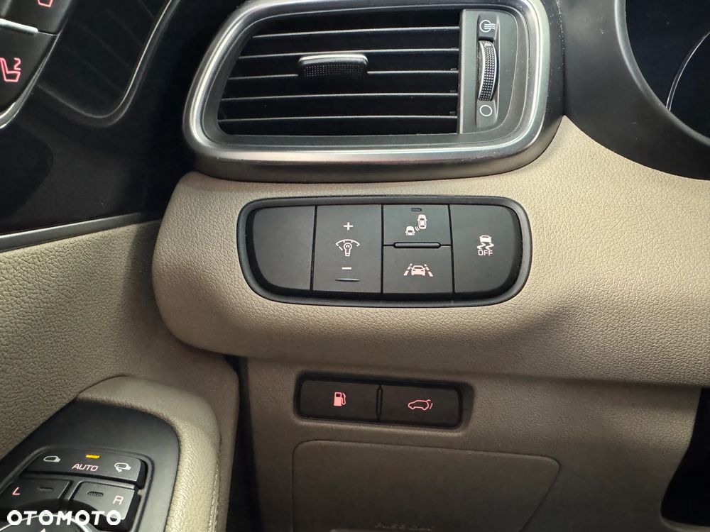 Kia Sorento 2.0 CRDI XL - 23