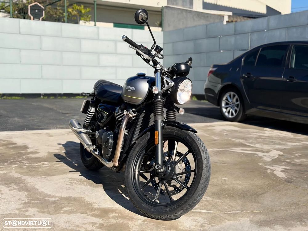 Triumph Speed Twin 900 - 1
