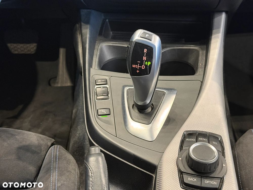 BMW Seria 1 118i M Sport - 13