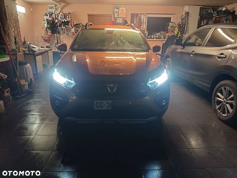 Dacia Sandero 1.0 TCe Laureate S&S - 38