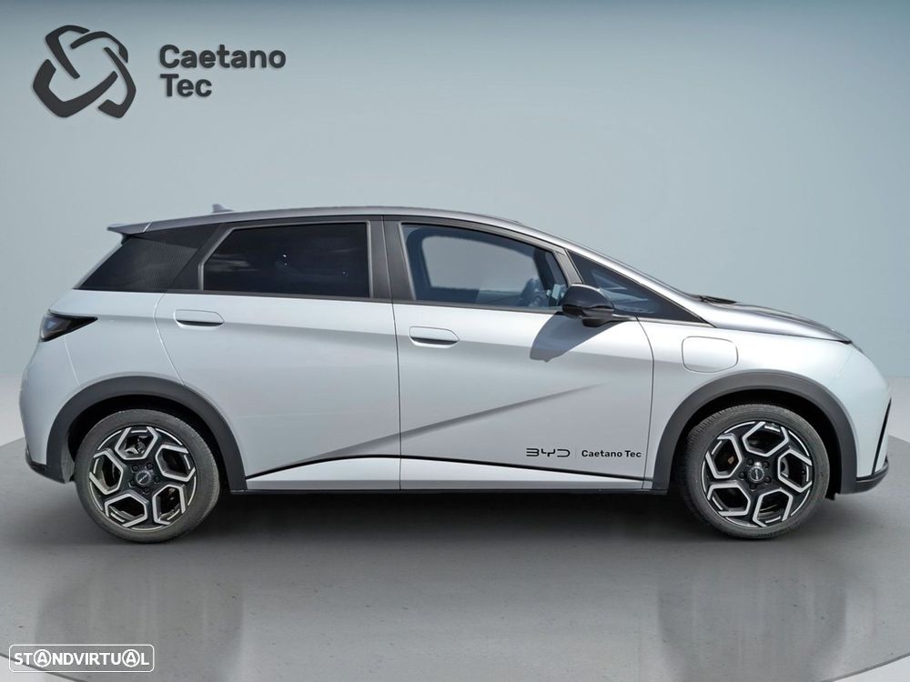 BYD Dolphin 60.4 kWh Design - 4