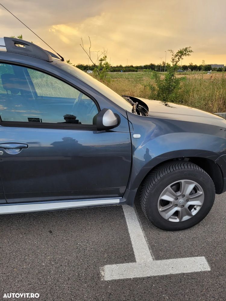 Dacia Duster 1.5 dCi 4x4 Laureate - 6