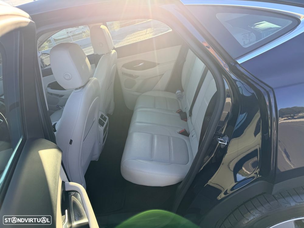 Jaguar E-Pace - 7