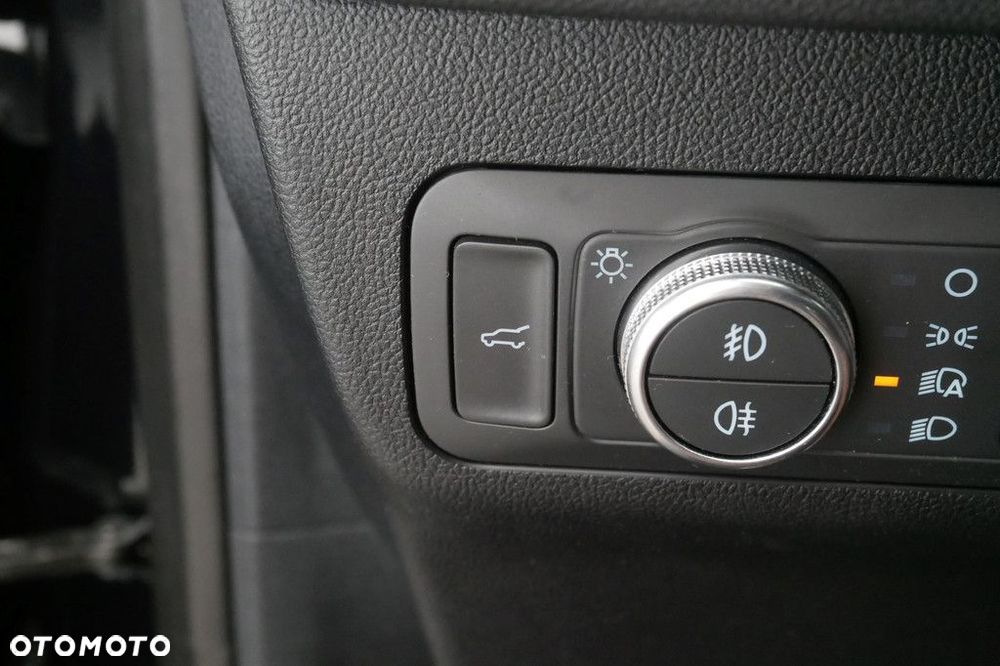 Ford Kuga - 18