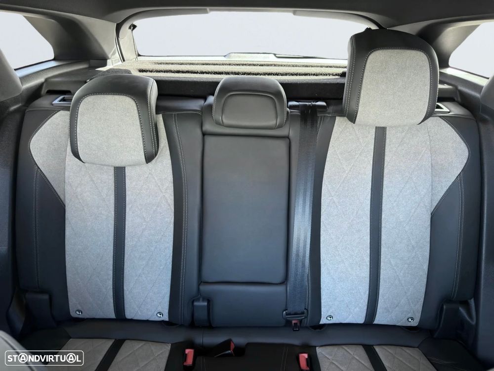 Peugeot 3008 1.6 Hybrid GT e-EAT8 - 16