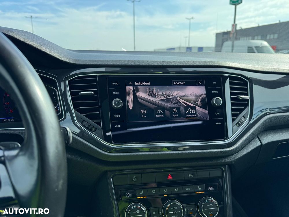 Volkswagen T-Roc - 10