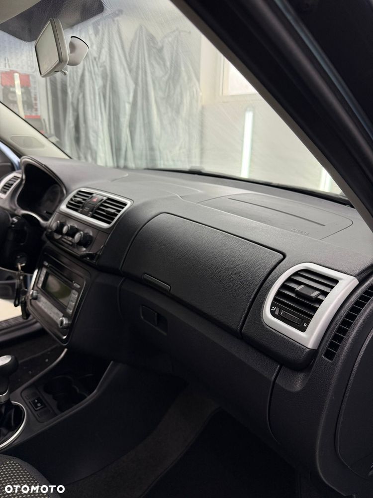 Skoda Roomster 1.4 16V Scout PLUS EDITION - 19