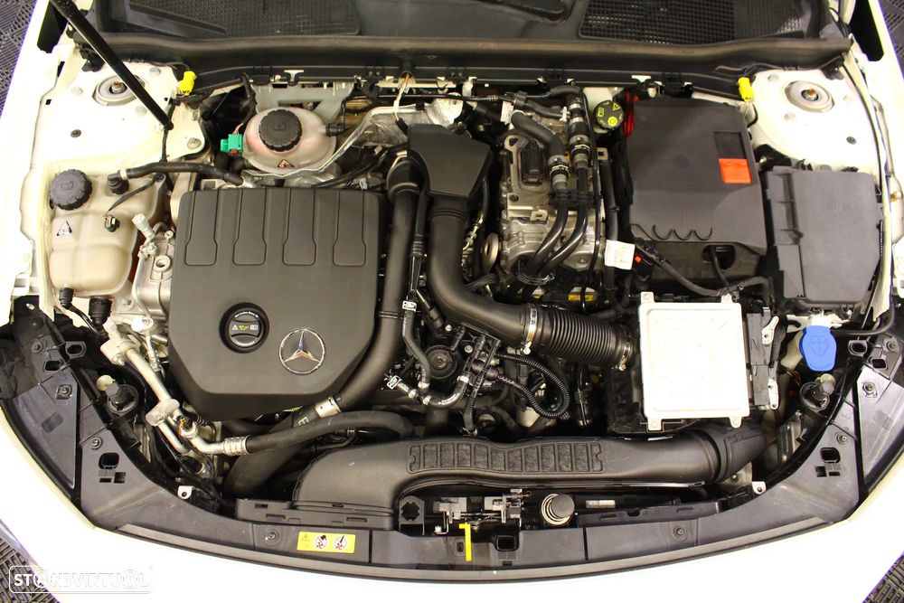 Mercedes-Benz CLA 250 e Progressive - 30