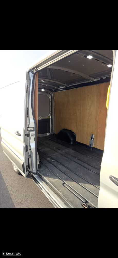 Ford Transit - 6