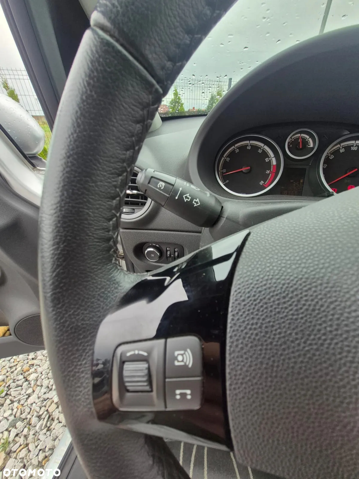 Opel Corsa - 25