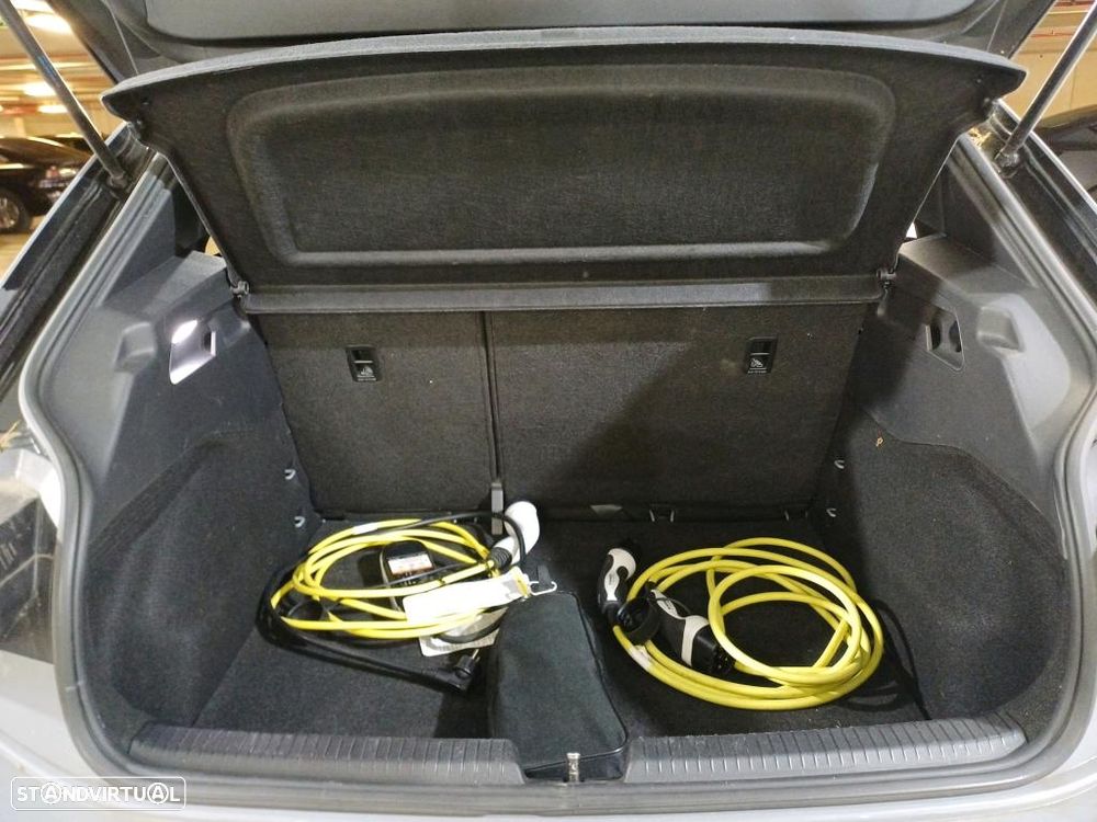VW ID.3 Pro Performance - 12