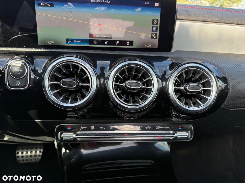 Mercedes-Benz CLA - 15
