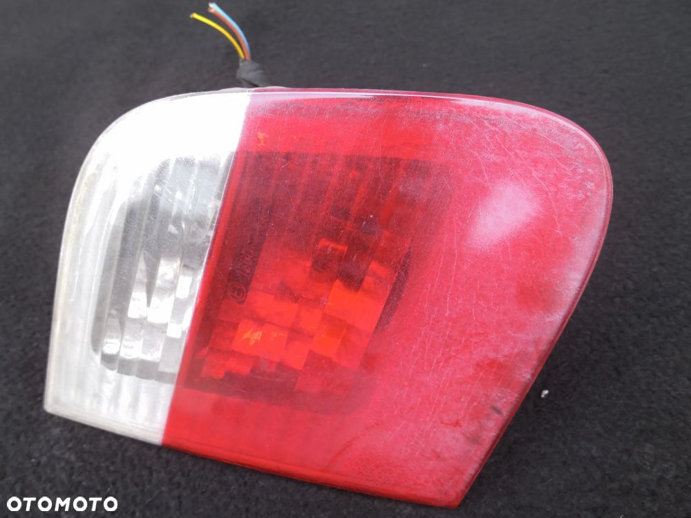 LAMPA TYLNA LEWA W KLAPIE LEWY TYŁ Z KLAPY SEDAN 388521L1 6910537 BMW E46 LIFT WTYCZKA - 2