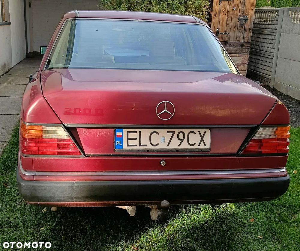 Mercedes-Benz W124 (1984-1993) - 8