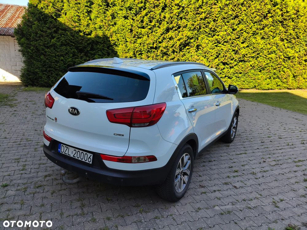 Kia Sportage 2.0 CRDI 4WD Dream-Team Edition - 4