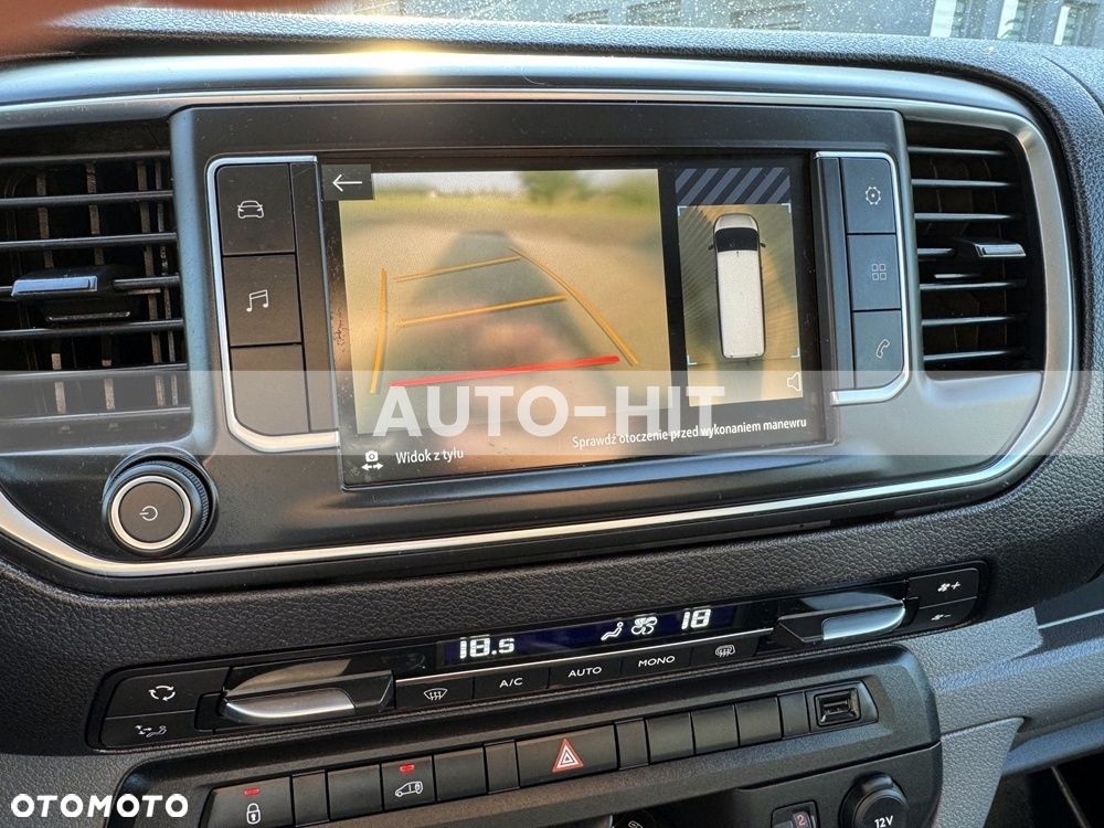 Opel Vivaro - 24