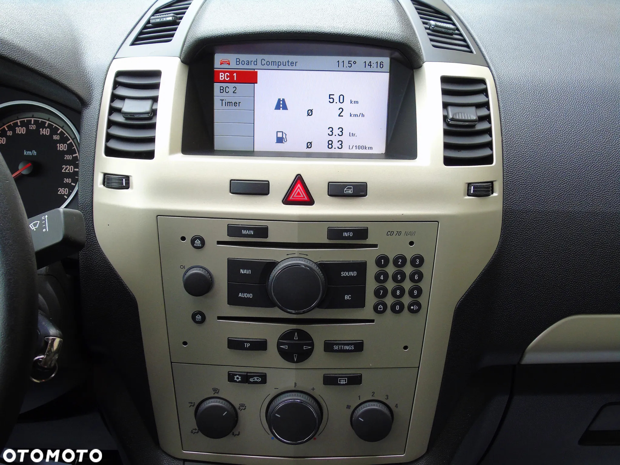 Opel Zafira 1.8 Navi - 24