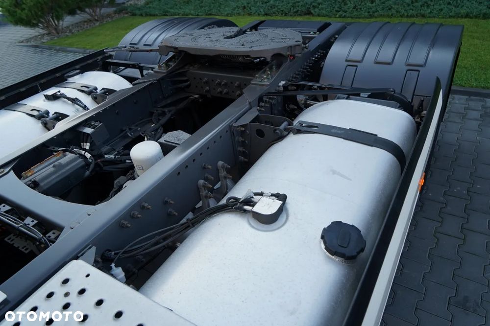 Volvo FH 500 / KLIMATYZACJA POSTOJOWA / I-SHIFT / ALUFELGI / EURO 6 - 11