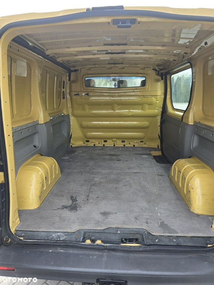 Opel Vivaro - 16