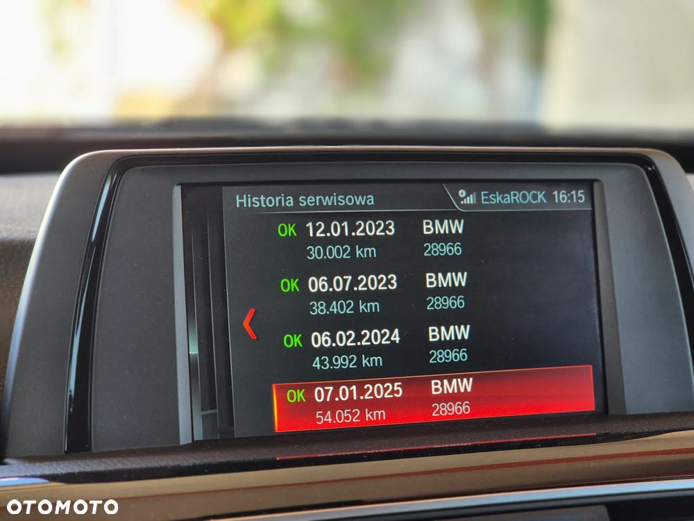 BMW Seria 3 320i GPF xDrive - 20