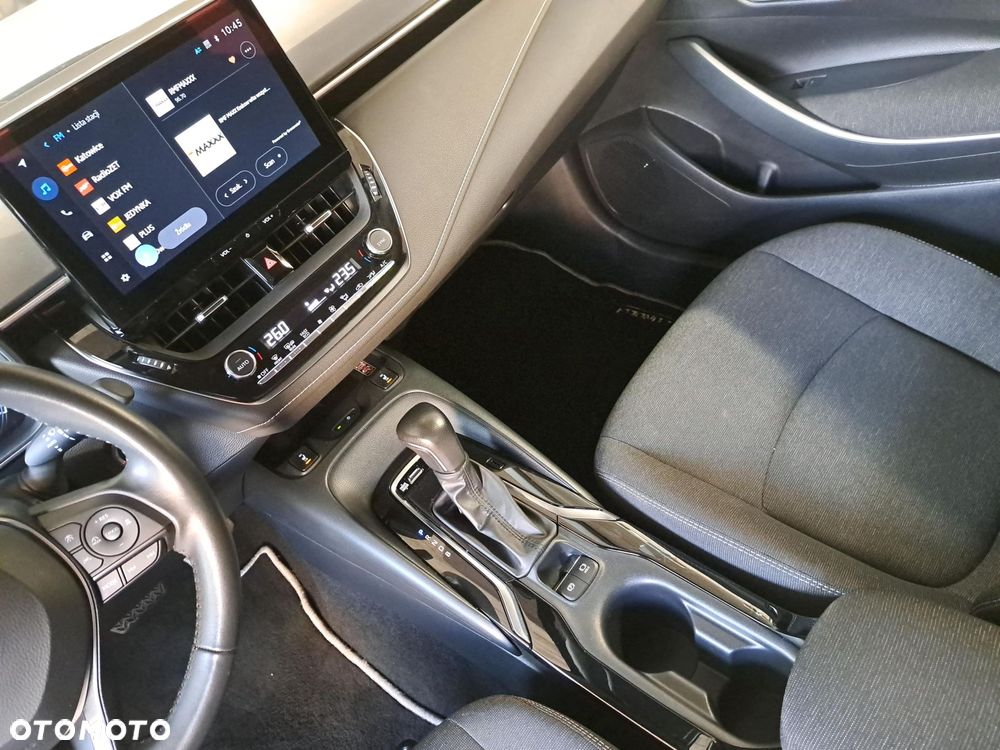 Toyota Corolla 1.8 Hybrid Comfort - 26