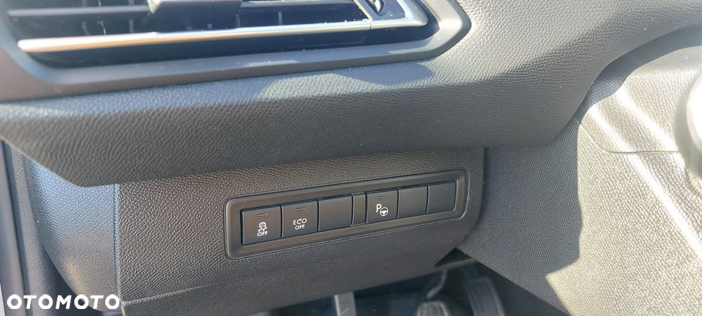 Peugeot 308 HDi FAP 150 Business Line Niveau 2 - 13