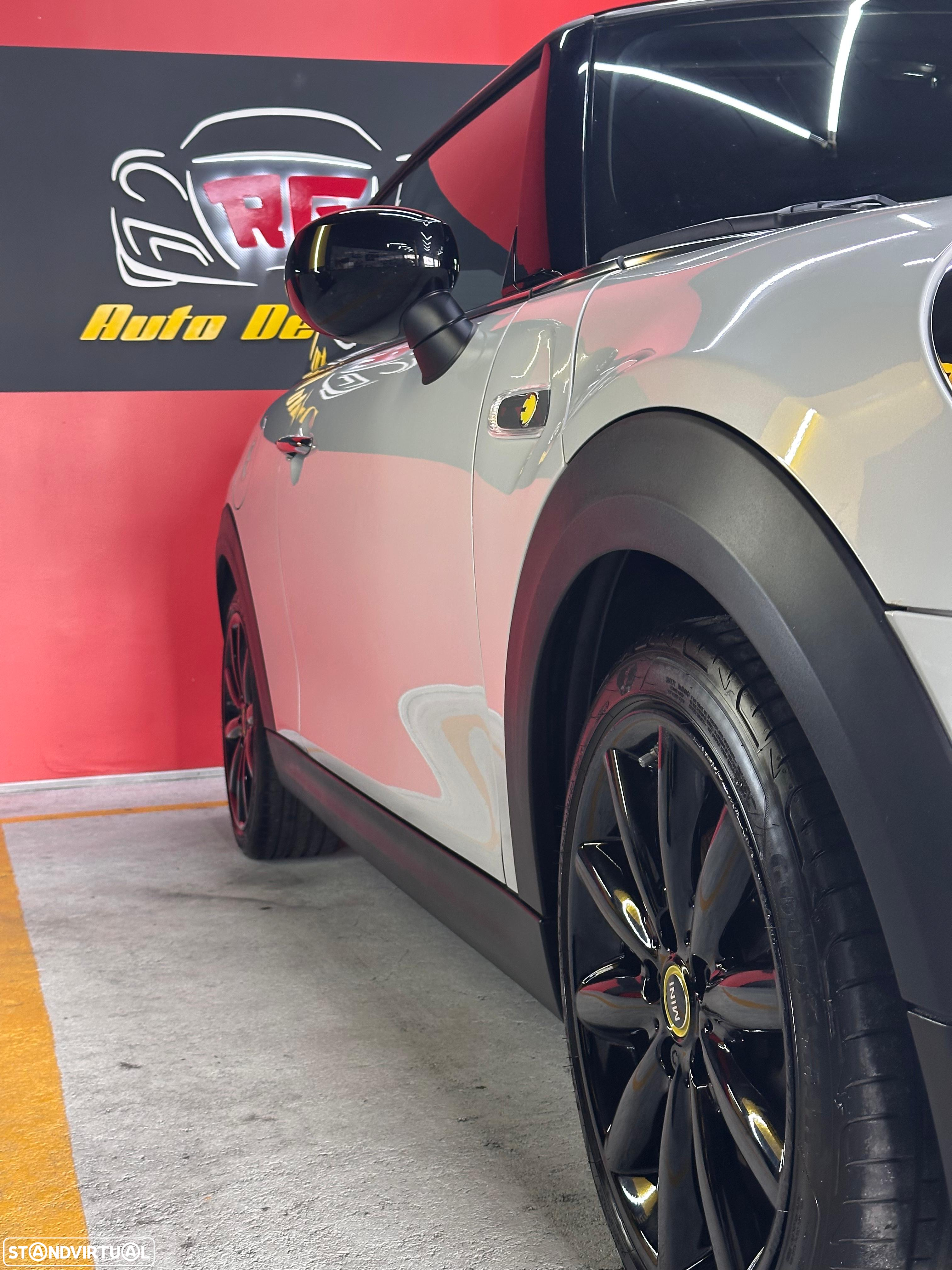 MINI 3 Portas Cooper SE - 23