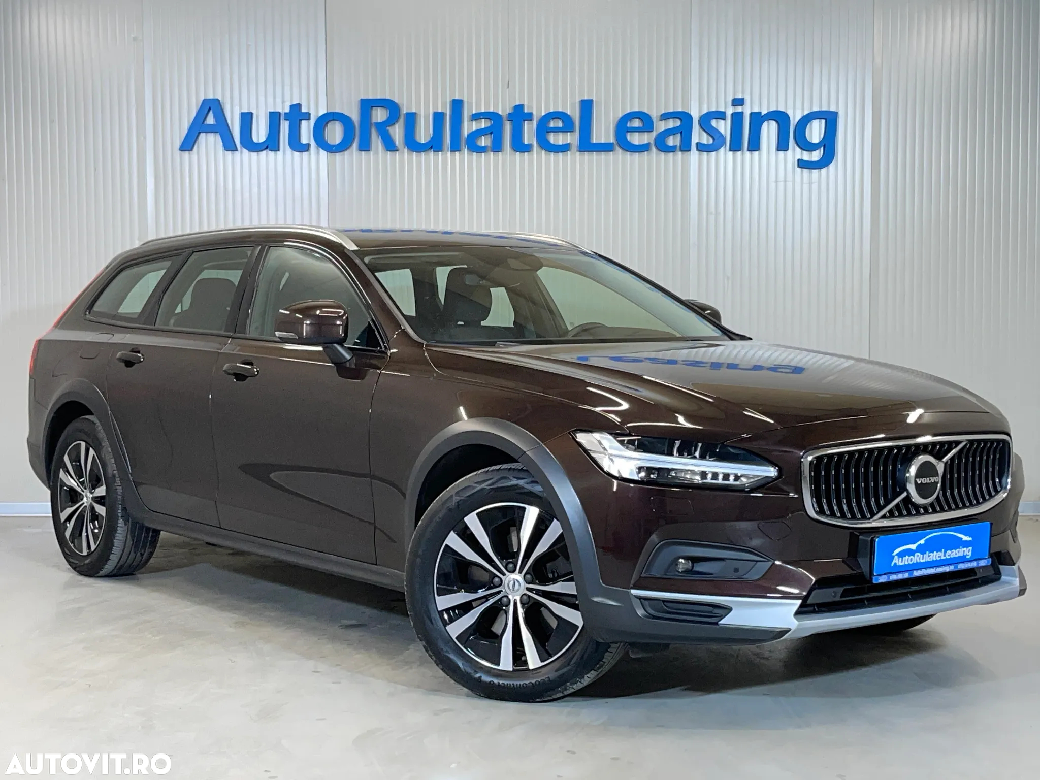 Volvo V90 V90CC B4 MHEV AT AWD Core - 2