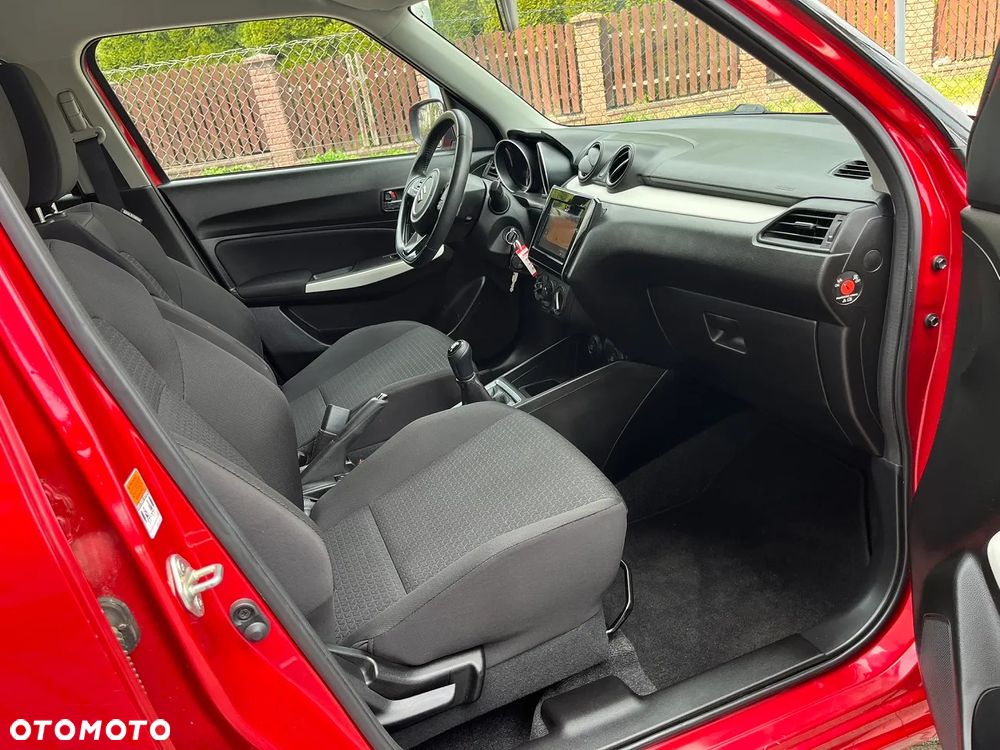 Suzuki Swift 1.2 Dualjet Allgrip Comfort - 10