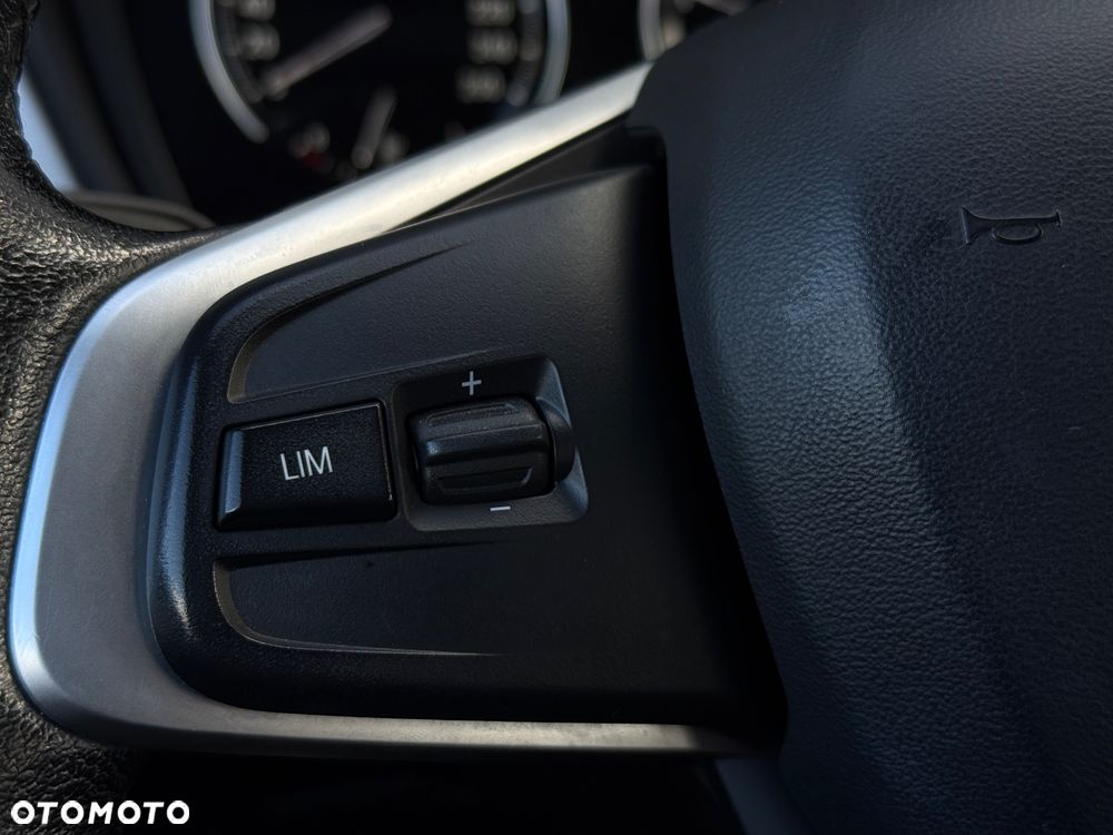 BMW X1 sDrive18i Advantage - 23