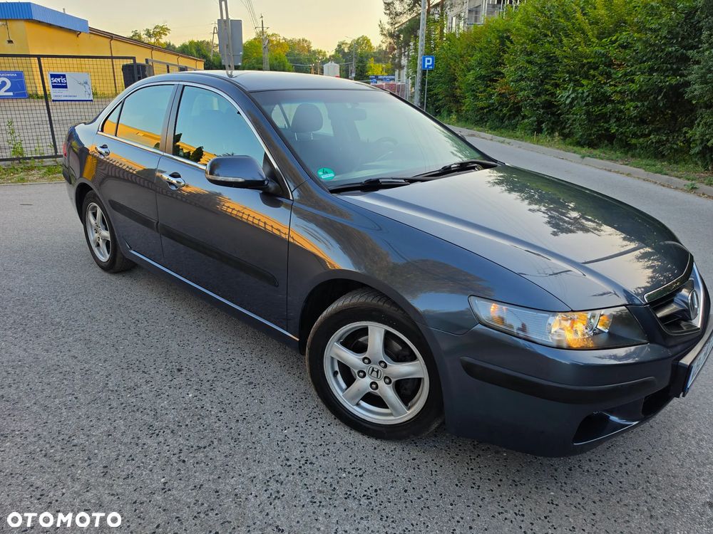 Honda Accord 2.0 ES - 17