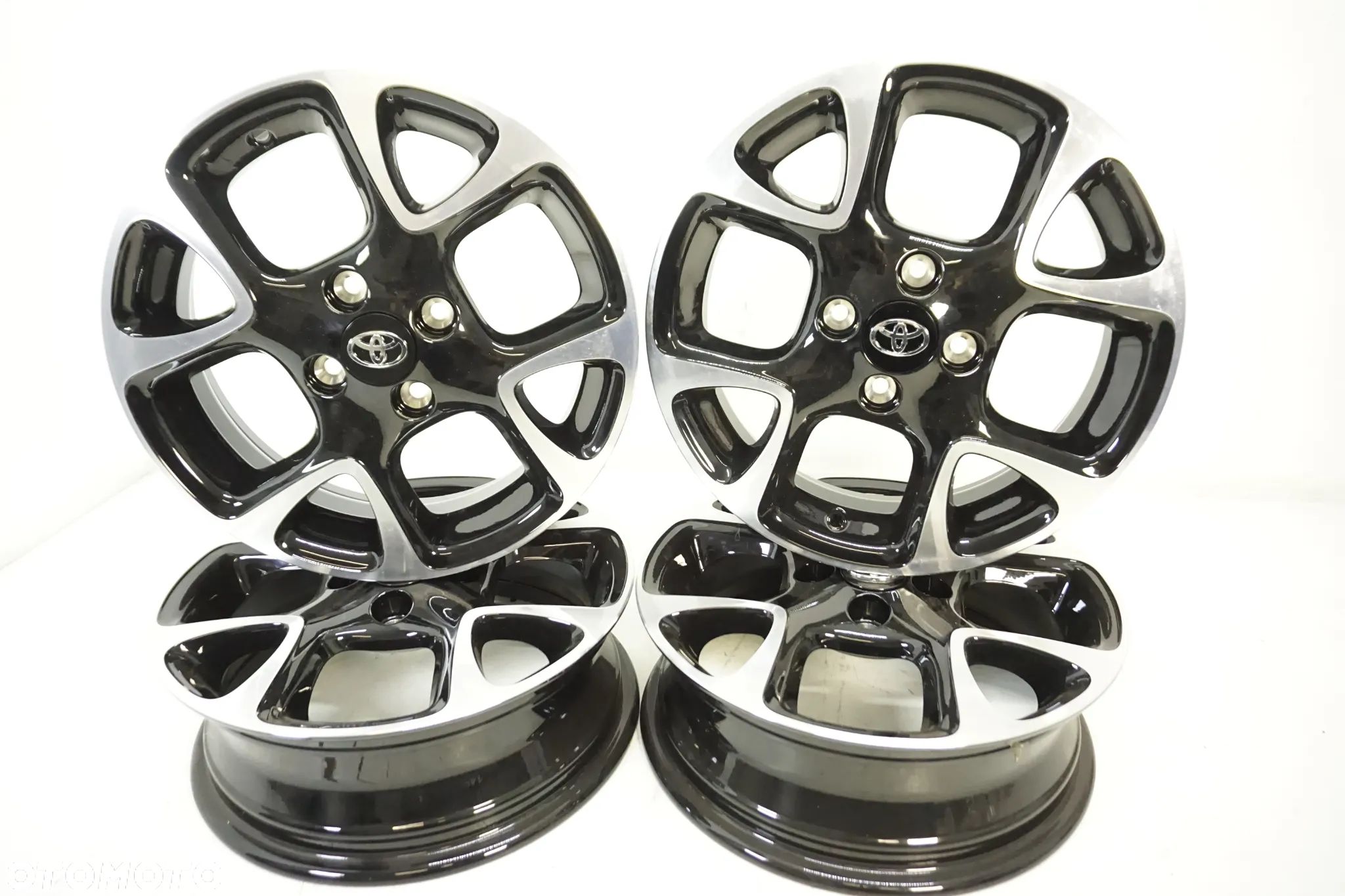 FELGI ALUMINIOWE 15 TOYOTA YARIS II-III COROLLA IQ  ET39 - 1