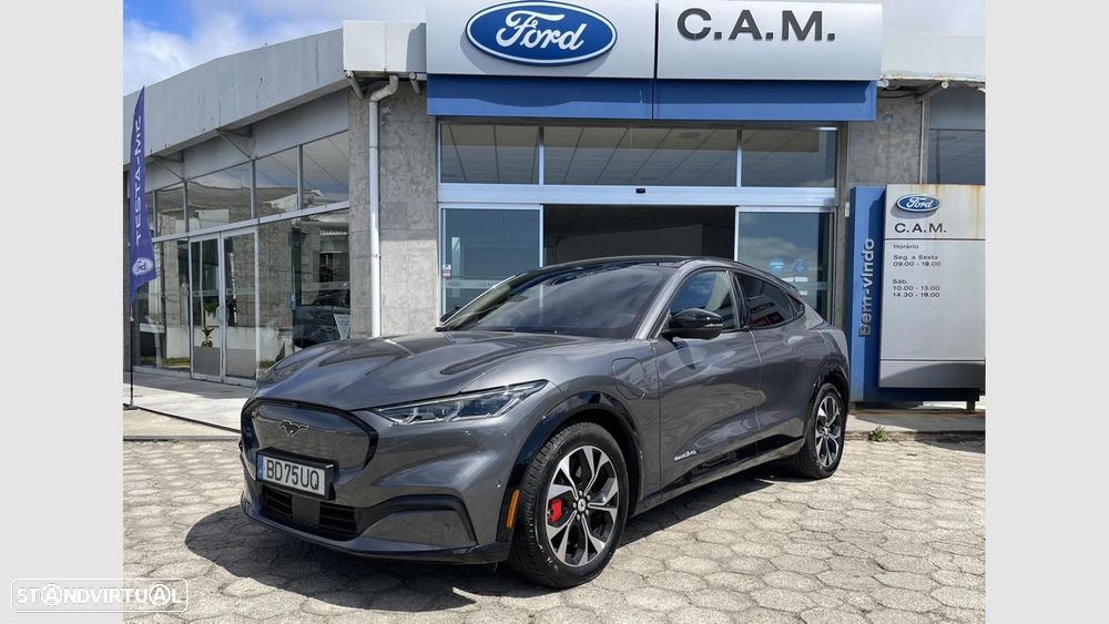 Ford Mustang Mach-E Alargada AWD - 4
