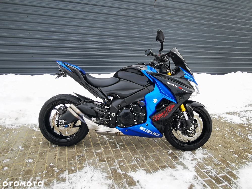 Suzuki GSX - 2