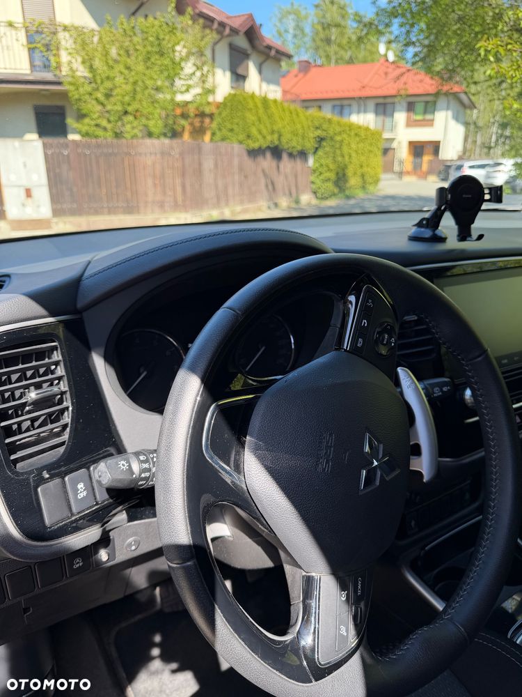 Mitsubishi Outlander 2.0 Intense + SDA 4WD CVT - 12