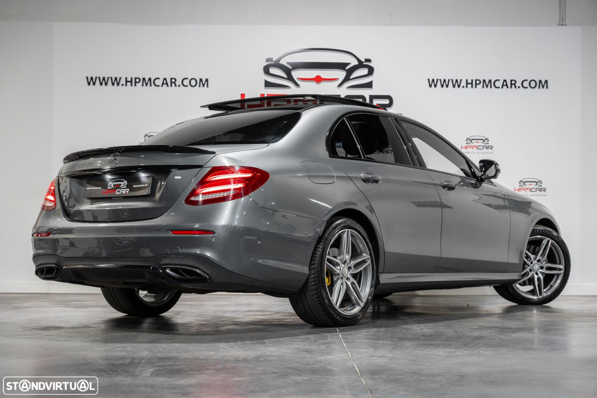 Mercedes-Benz E 220 d AMG Line - 4