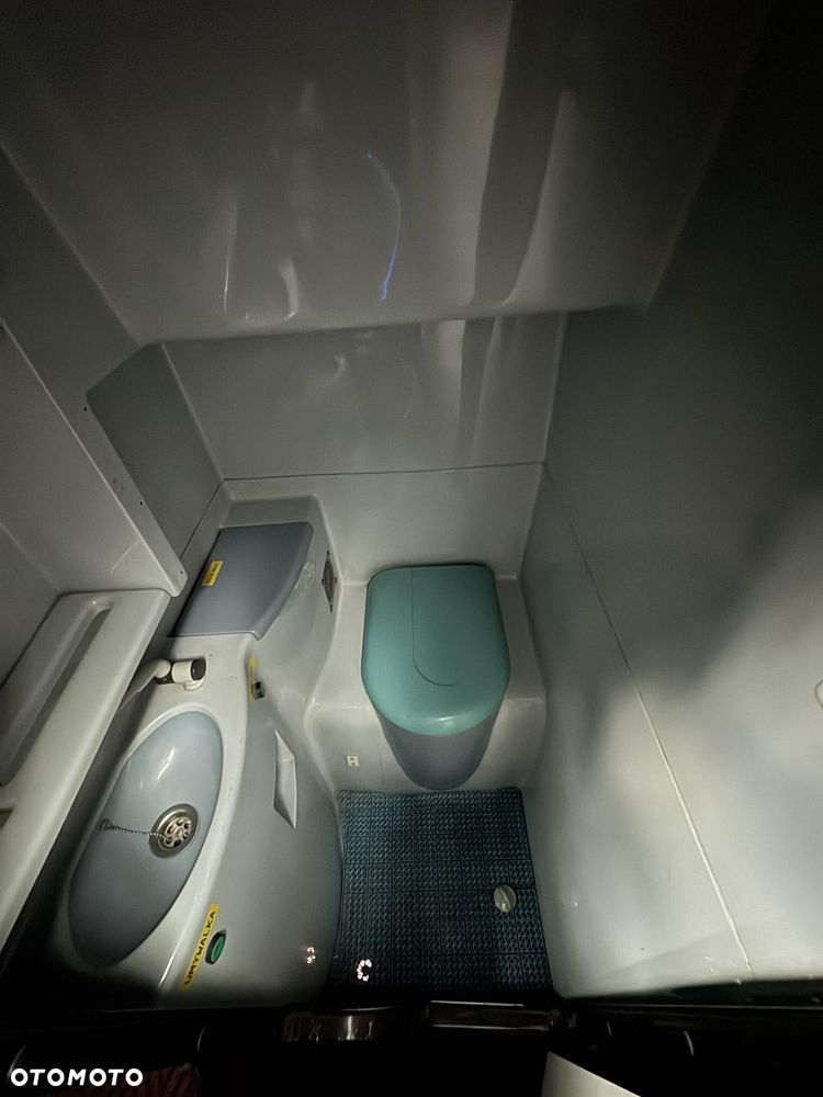 Neoplan Starliner - 22