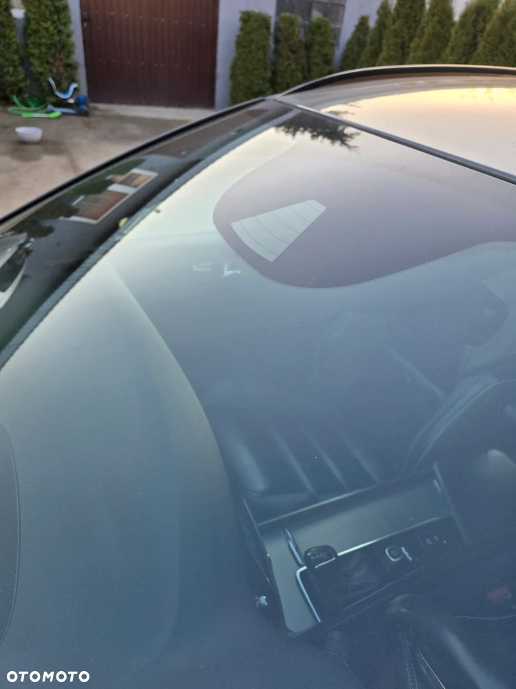 Volvo V60 D4 R-Design - 14