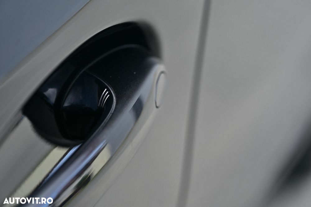 BMW Seria 3 - 14