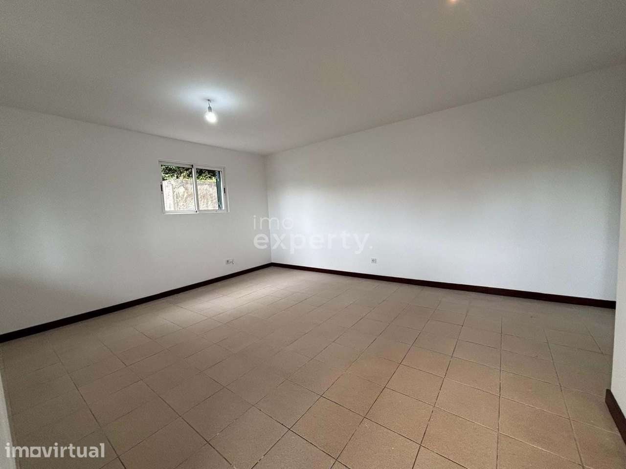 Apartamento T1+1 Remodelado em Santo António, Funchal - Grande imagem: 5/12