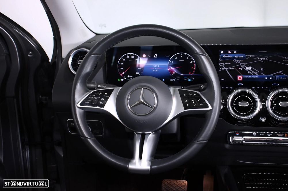 Mercedes-Benz GLA 200 Progressive - 10
