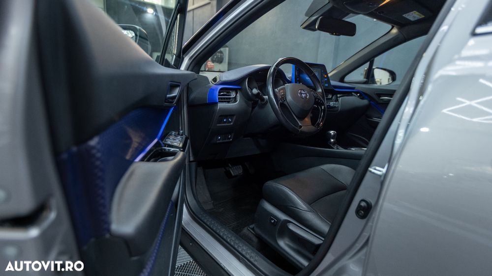 Toyota C-HR - 12