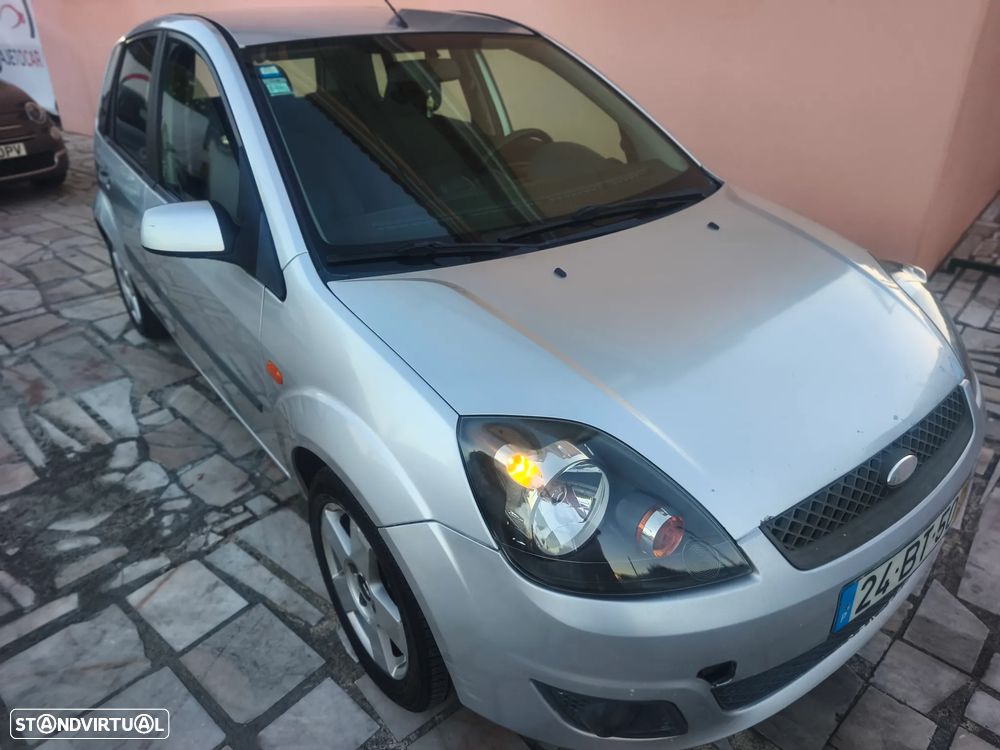 Ford Fiesta 1.4 TDCi First Edition - 22