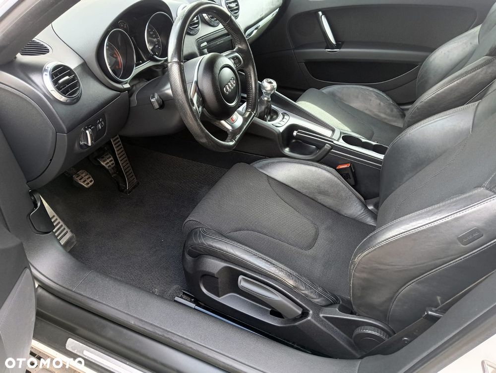 Audi TT Coupé 2.0 TDI quattro - 8