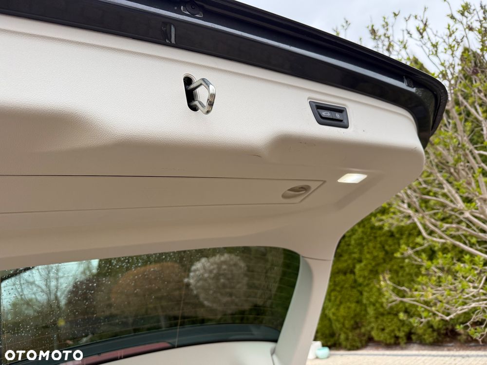 BMW Seria 3 320d MHEV Sport Line - 14